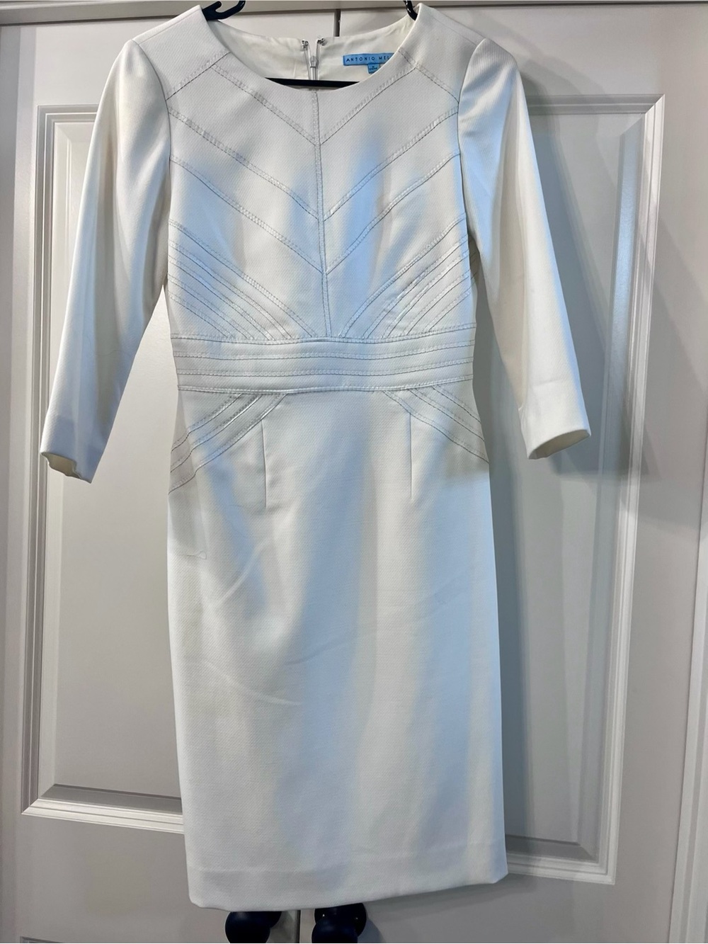 ANTONIO MELANI White Long-Sleeve Sheath Dress with Stitch Detailing